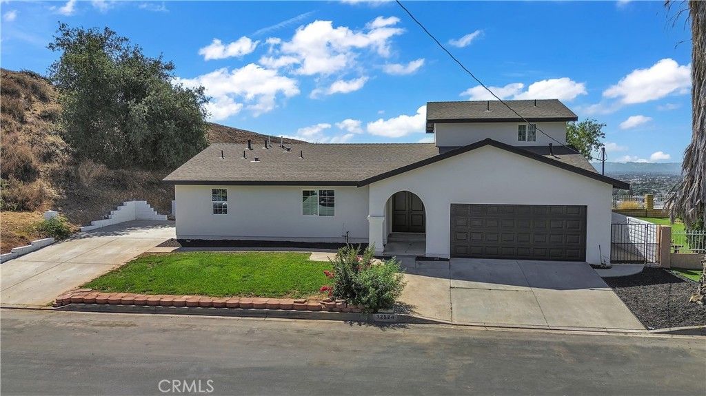 Photo of 12524 Chanute Street, Pacoima, CA 91331 (MLS # NS25195455)