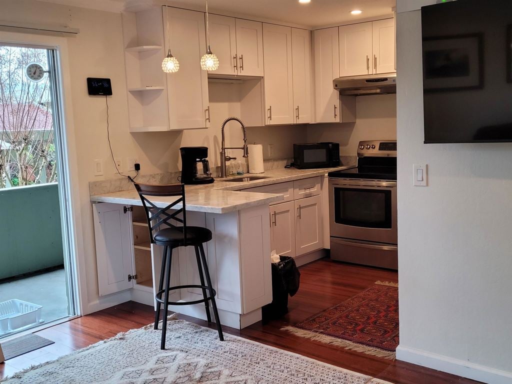 1458 Hudson St 109, Redwood City CA 94061