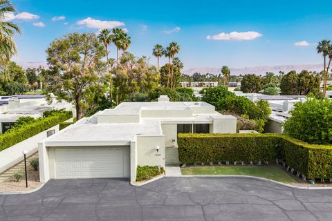 Photo of 1450 Via Isla, Palm Springs, CA 92264 (MLS # 219145899PS)