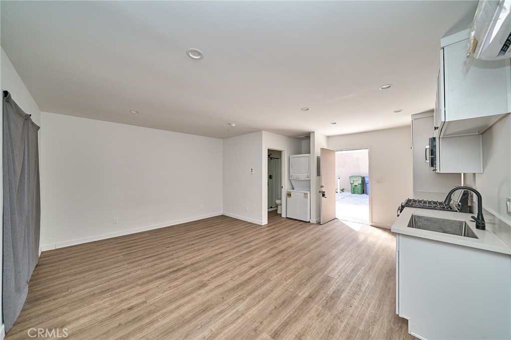 1/2 Ramsagate Avenue