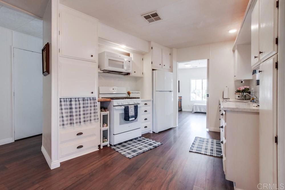 1120 E Mission Road 27