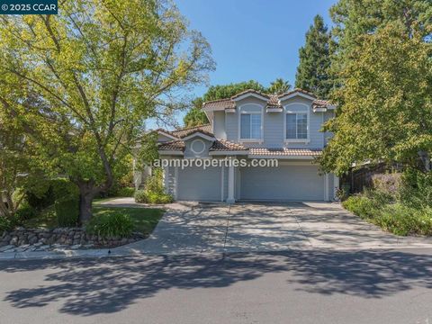 Photo of 4112 Creekpoint Ct Ct, Danville, CA 94506 (MLS # 41116148) Photo of 4112 Creekpoint Ct Ct, Danville, CA 94506 (MLS # 41116148)