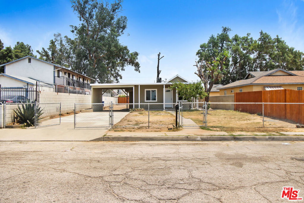 2981 Loma Avenue