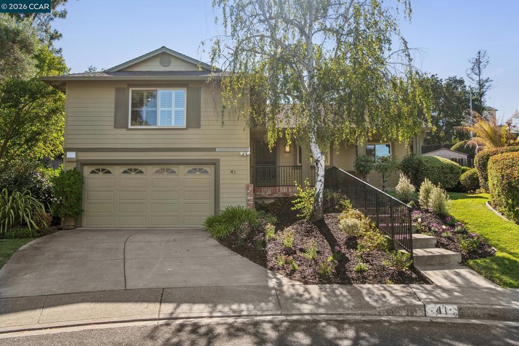 41 Burnham Ct CT