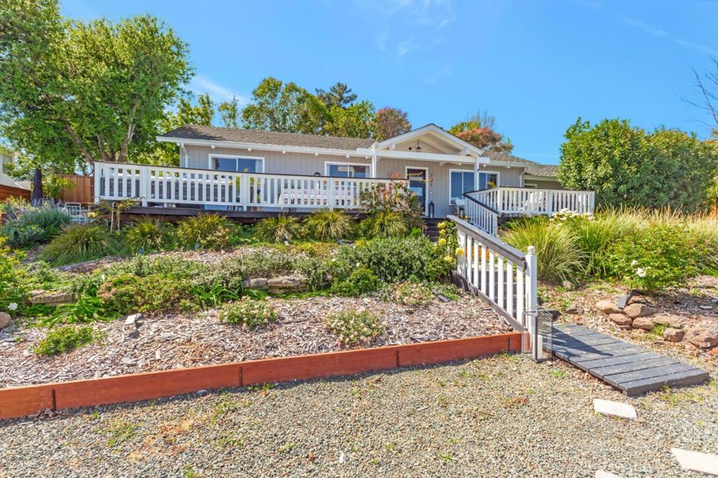 701 Ventura Avenue
