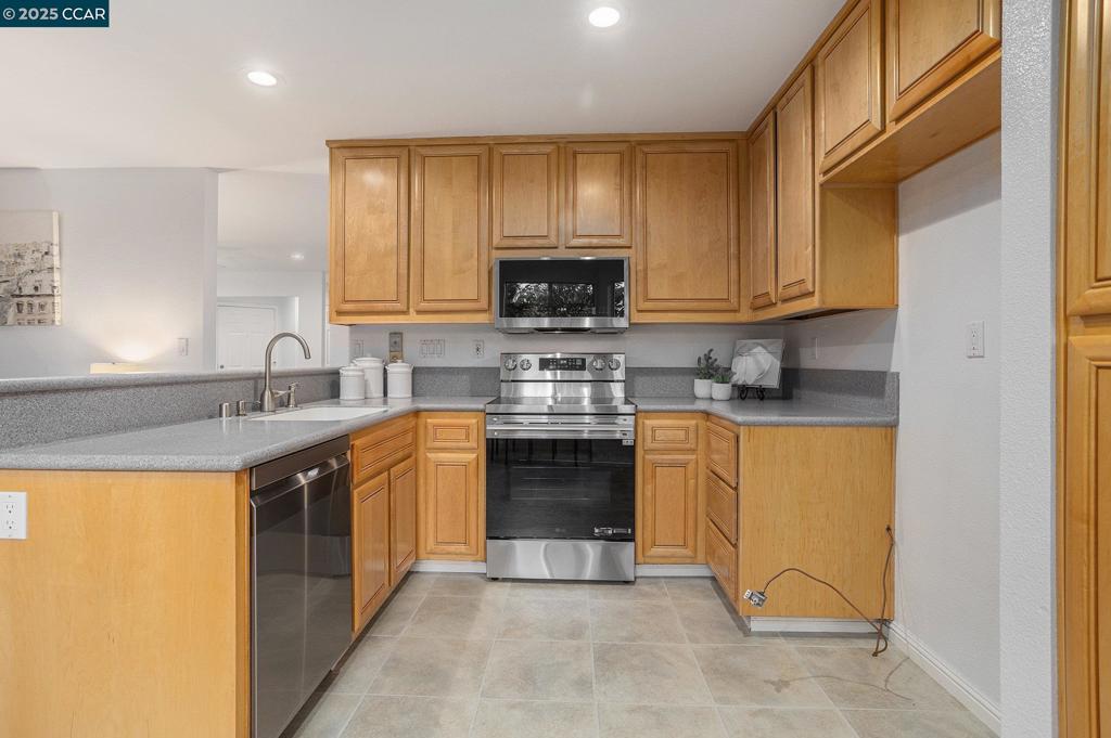 PARKSIDE - Residential