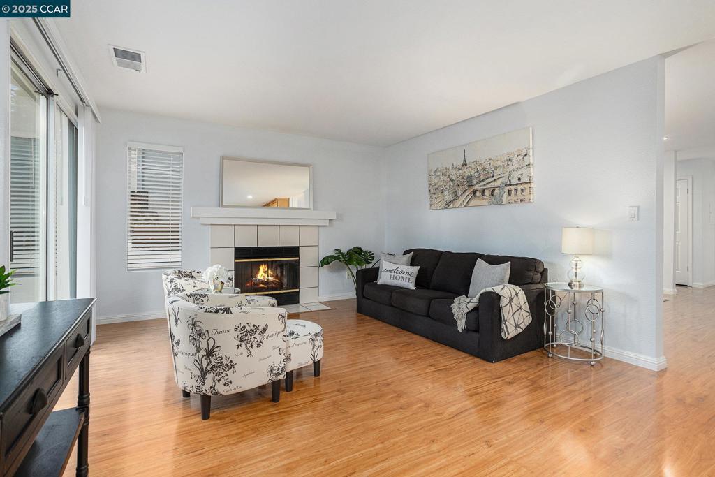 PARKSIDE - Residential