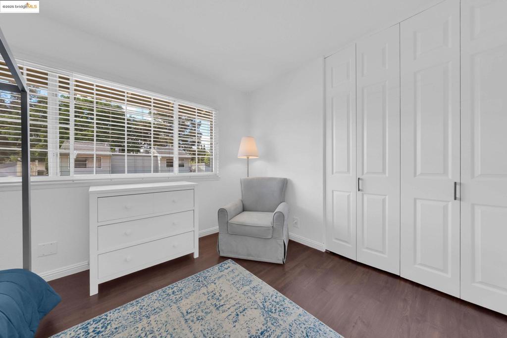CLAYTON V.HILNDS - Residential