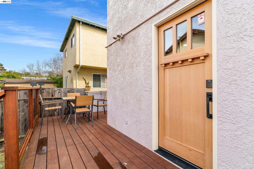 931 931 Bancroft Way