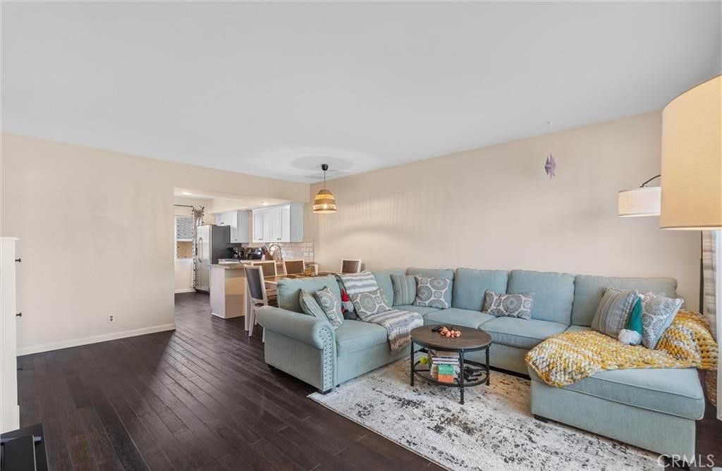 Photo of 312 N Louise Street #210, Glendale, CA 91206 (MLS # SR25233490)