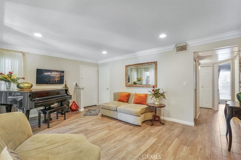 4201 Las Virgenes Road 115