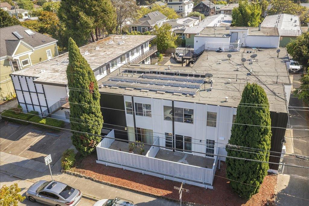1626 Dwight Way