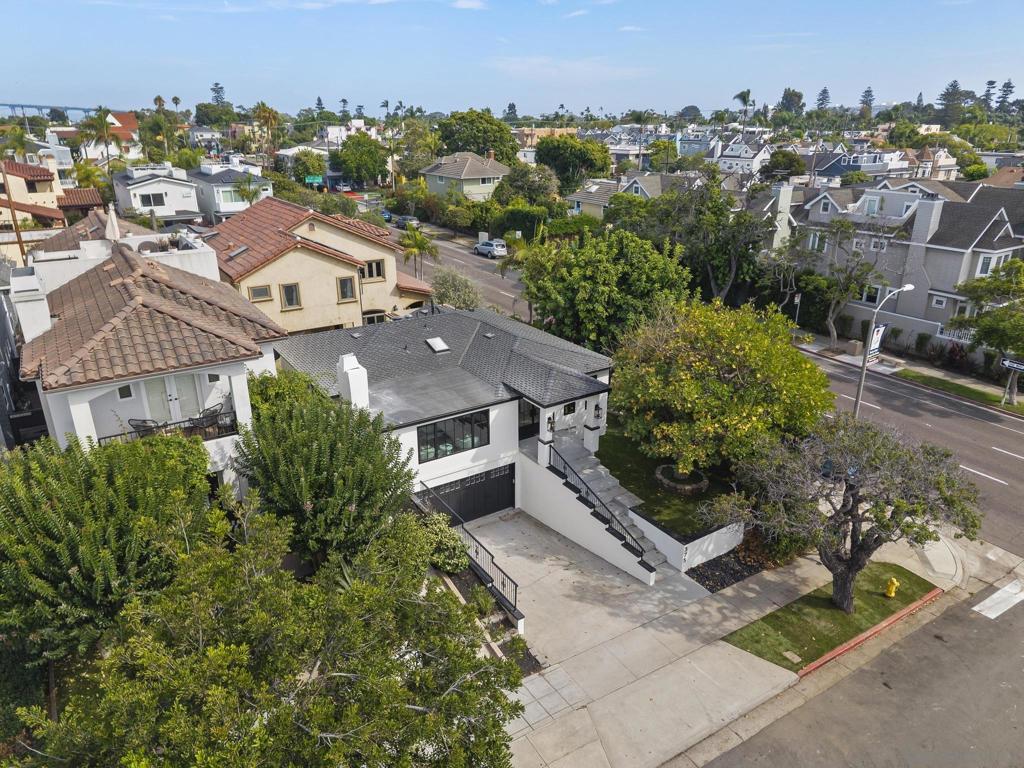 375 E Avenue
