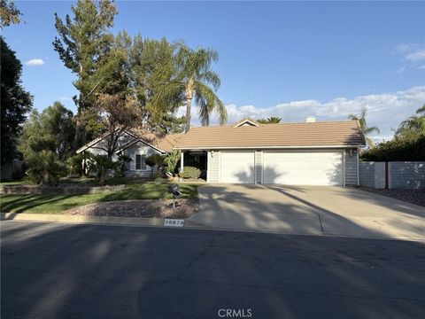 30670 Brookstone Lake Elsinore CA 92530