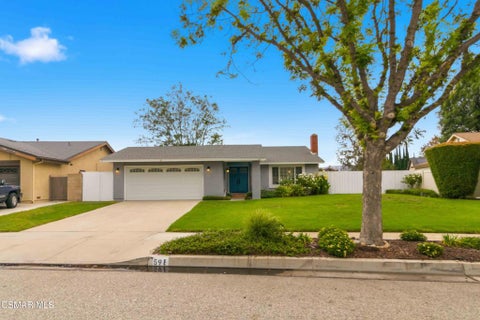 Photo of 59 E Bonita Drive, Simi Valley, CA 93065 (MLS # 226004294)