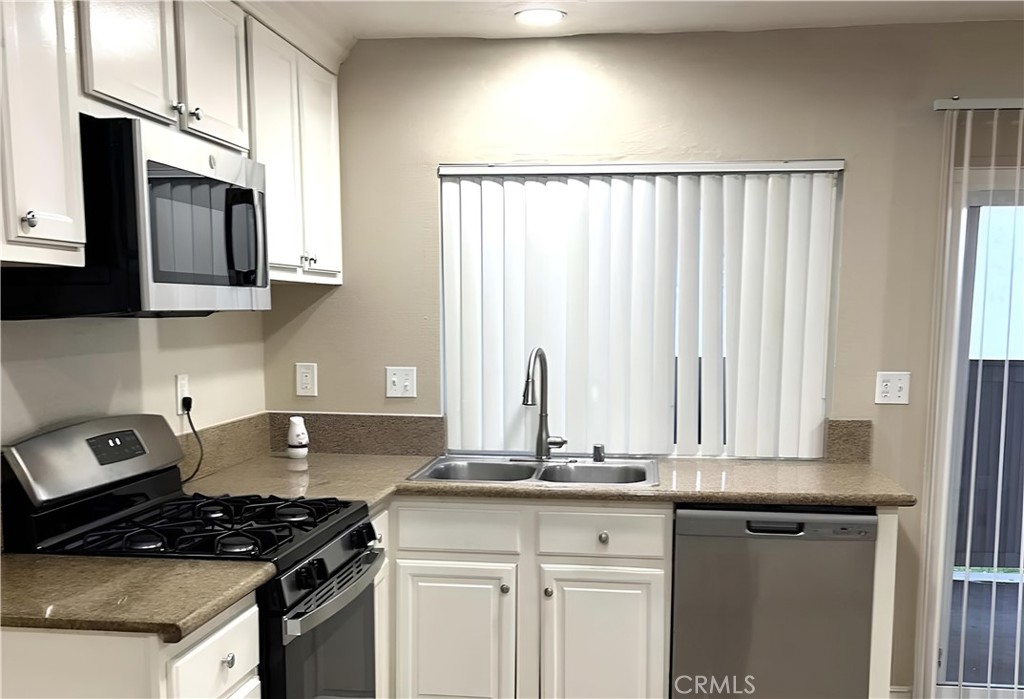 1250 S Brookhurst 1051