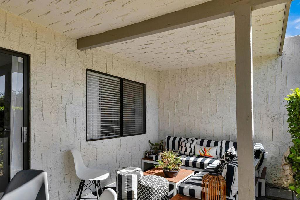 Sunshine Villa - Residential