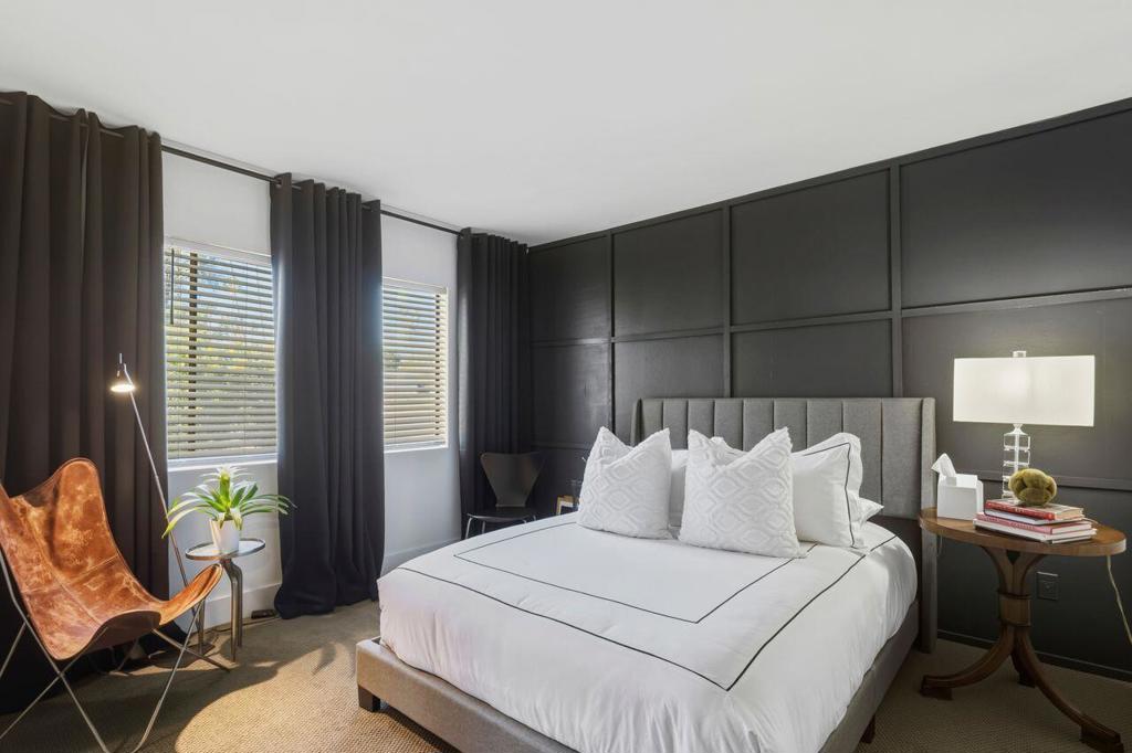 Sunshine Villa - Residential