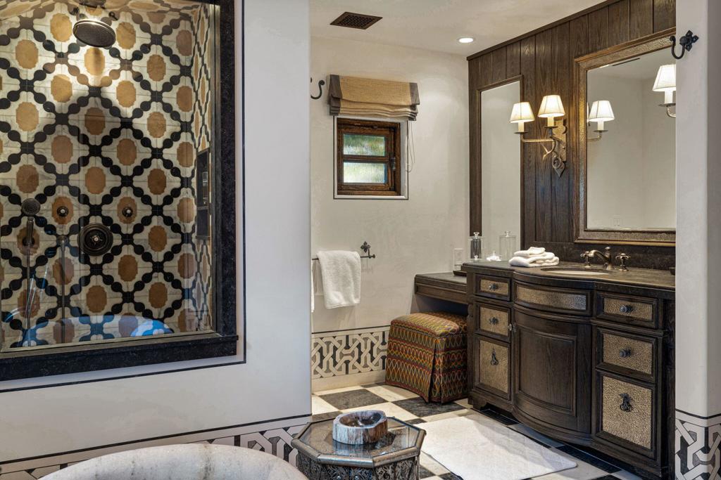 Old Las Palmas - Residential