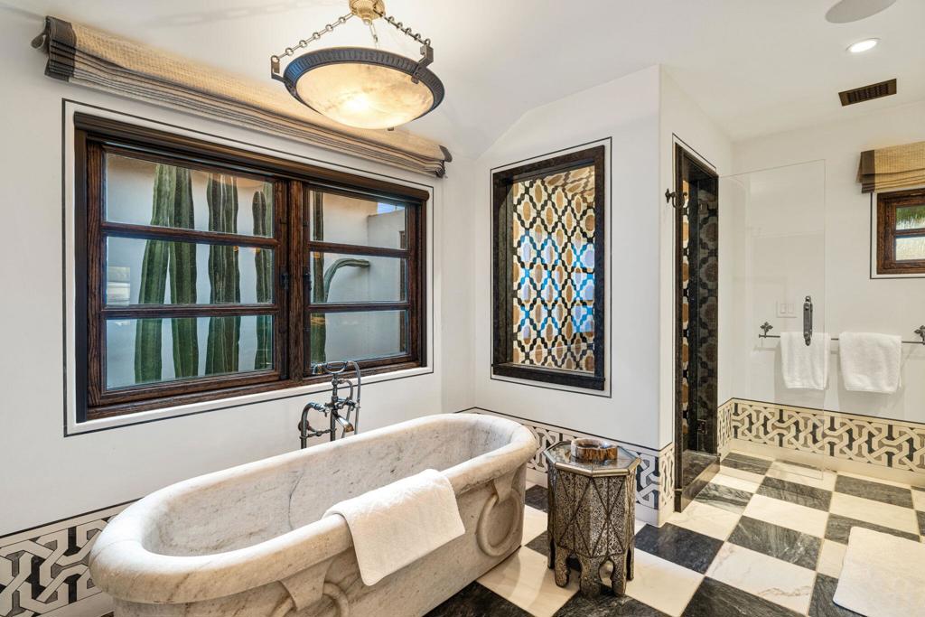 Old Las Palmas - Residential