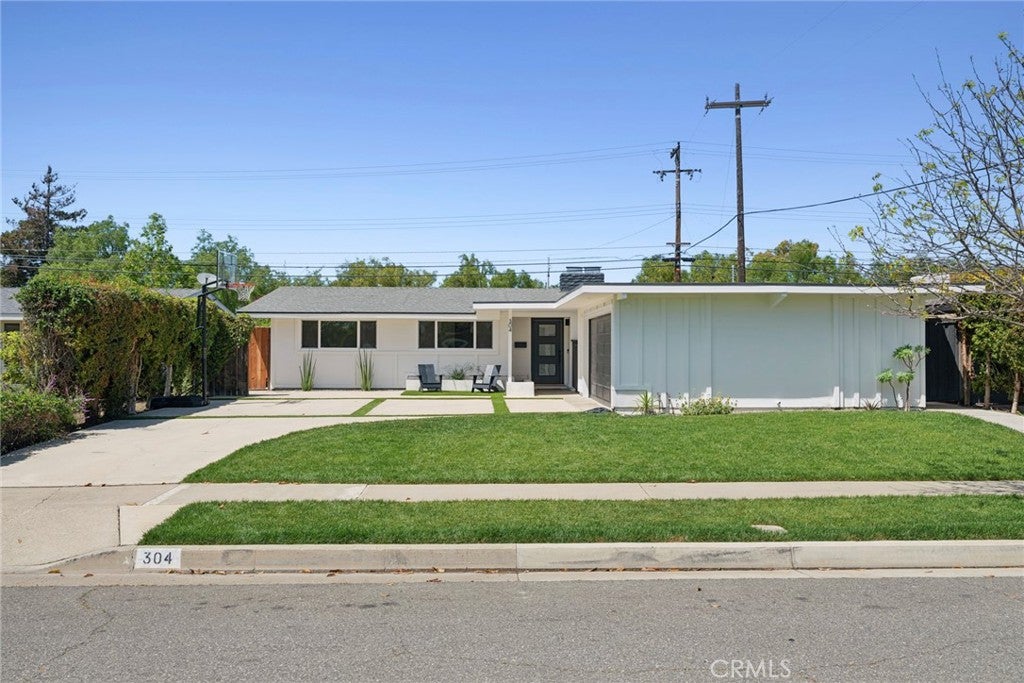 304 Hanover