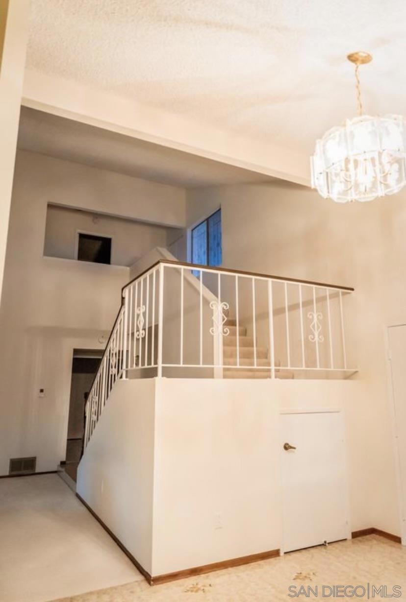 San Carlos - Residential Lease