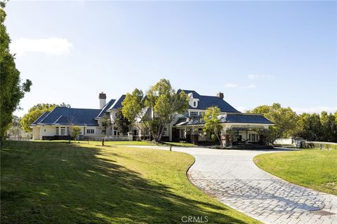 Photo of 31632 Trigo Trail, Coto de Caza, CA 92679 (MLS # OC25056574)