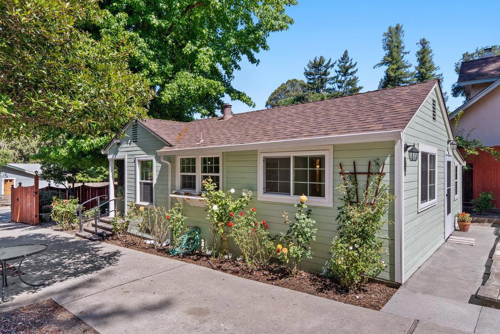 8494 Glen Arbor Road