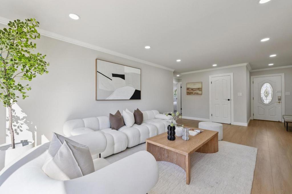 159 Coventry Drive