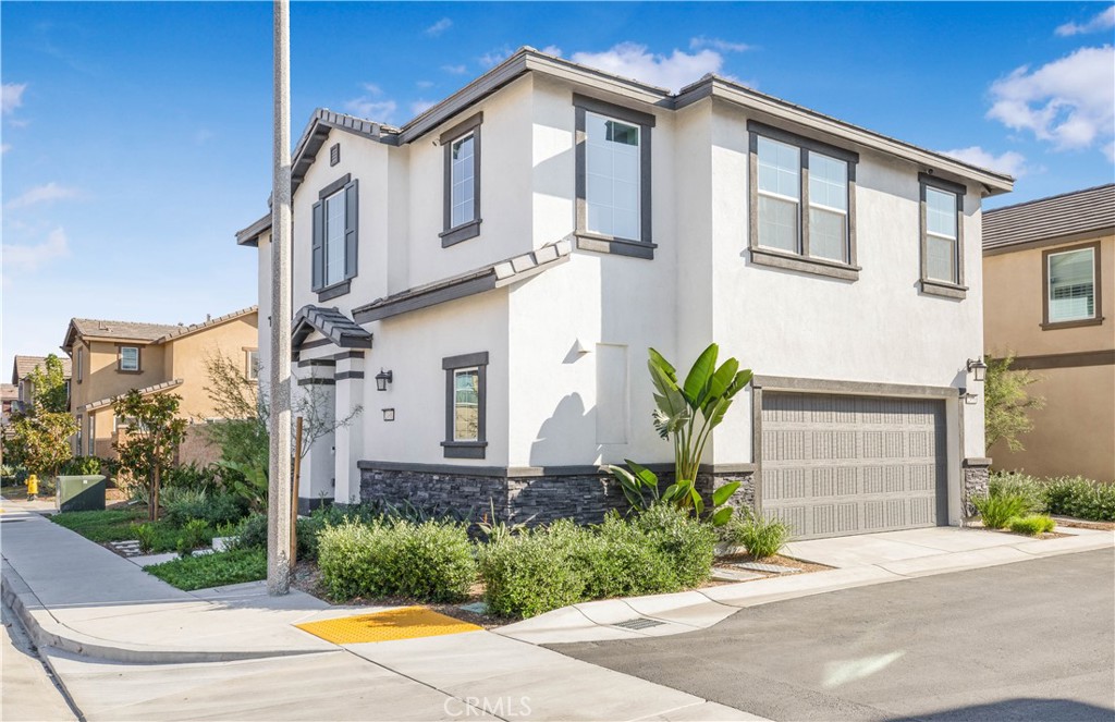 2498 Gunner Ridge Way