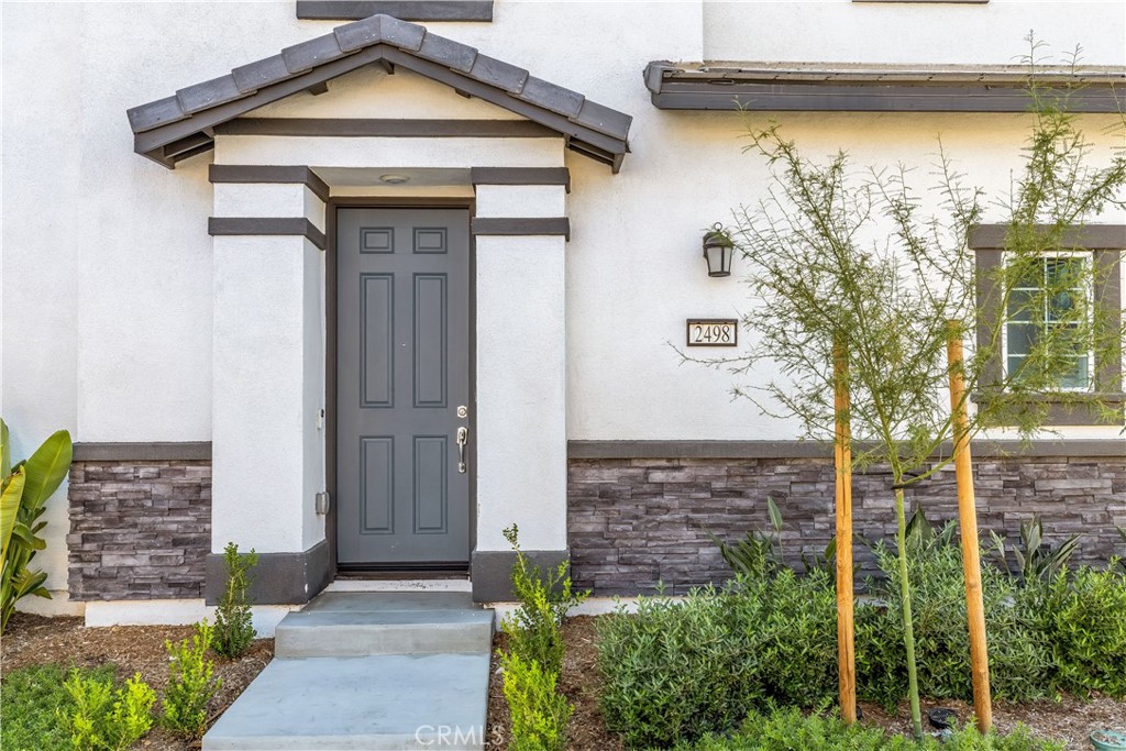 2498 Gunner Ridge Way