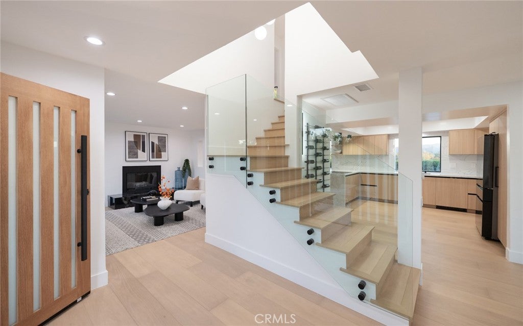 23310 Aetna Street