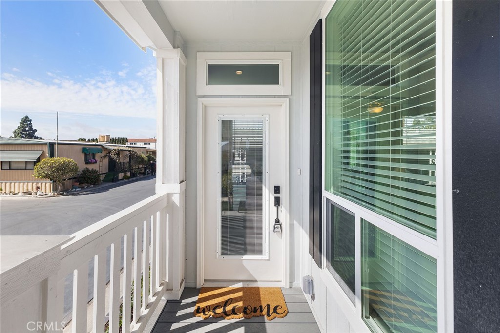 19009 South Laurel Park Road 186