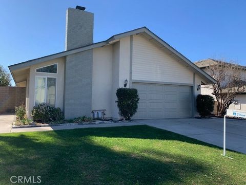 Photo of 3242 Winnebago Lane, Riverside, CA 92503 (MLS # IV25172673) Photo of 3242 Winnebago Lane, Riverside, CA 92503 (MLS # IV25172673)
