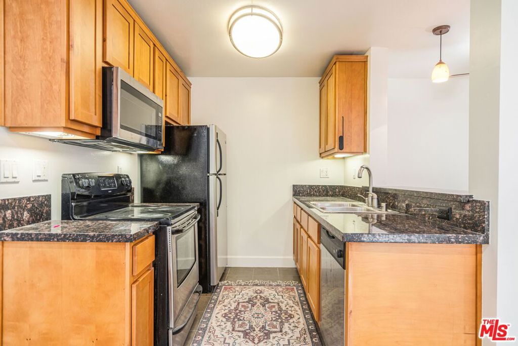 10982 Roebling Avenue 359