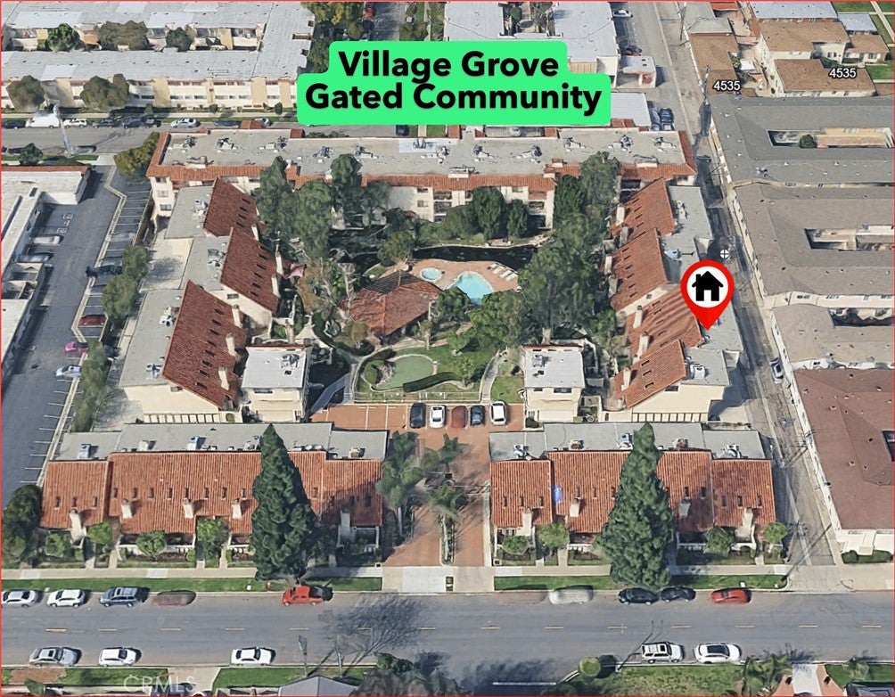 5465 E Centralia