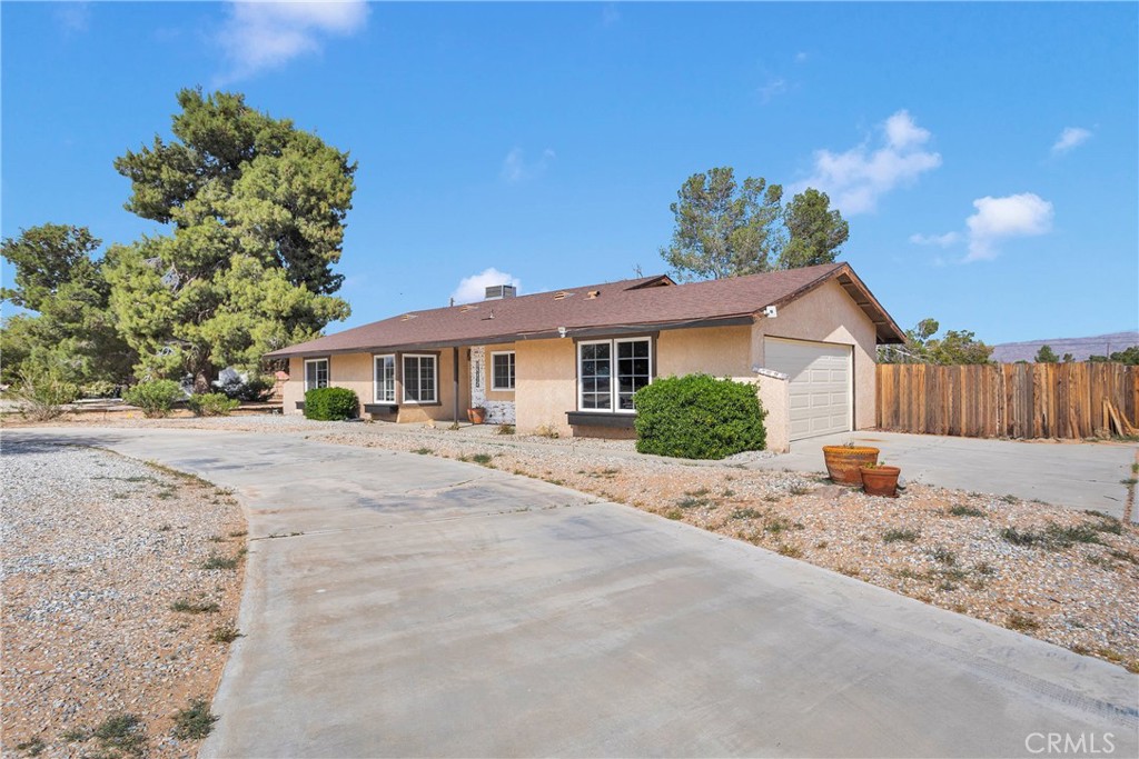 13885 Hopi Road