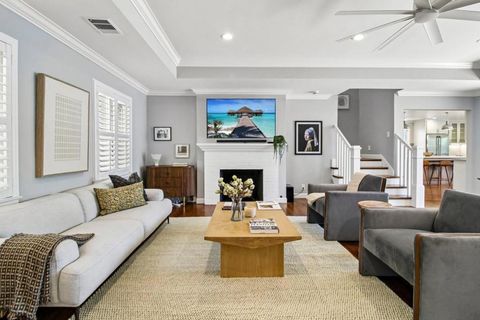 Tiny photo for 1086 Camino Ricardo, San Jose, CA 95125 (MLS # ML82046493)