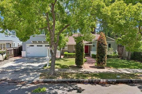 Tiny photo for 1086 Camino Ricardo, San Jose, CA 95125 (MLS # ML82046493)