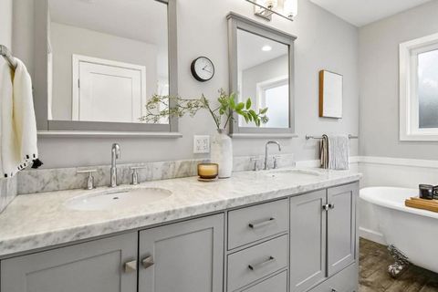 Tiny photo for 1086 Camino Ricardo, San Jose, CA 95125 (MLS # ML82046493)