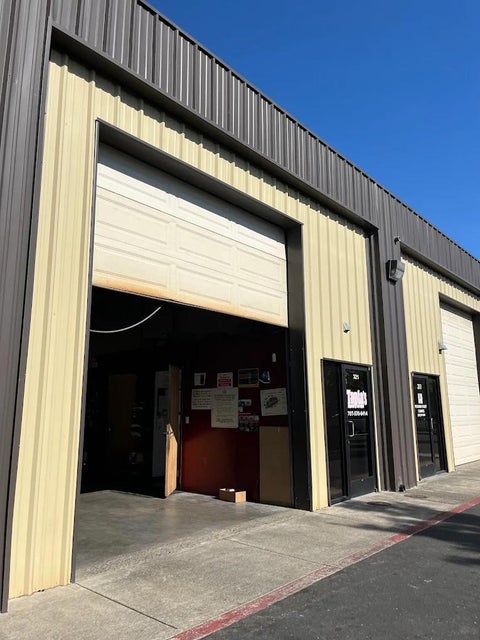 Photo of 321 W 9th Street, Santa Rosa, CA 95401 (MLS # ML82061256)