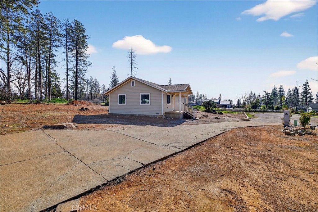 Photo of 6352 Tahoe Court, Paradise, CA 95969 (MLS # SN26028723)