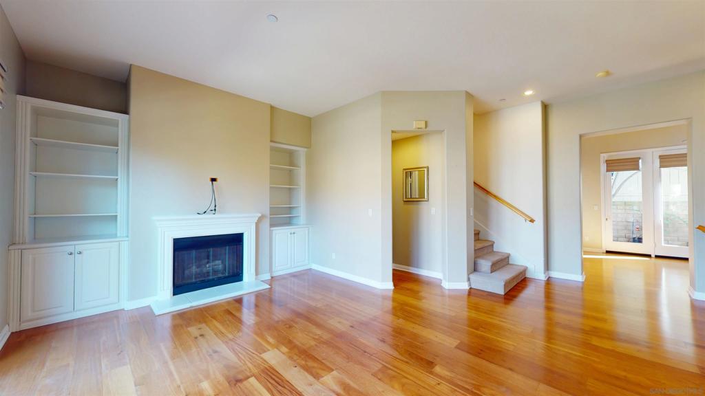 3828 Quarter Mile Dr