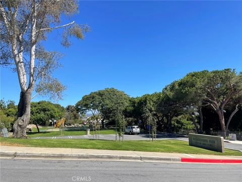 Tiny photo for 33132 Mesa Vista Dr, Dana Point, CA 92629 (MLS # OC25232686)