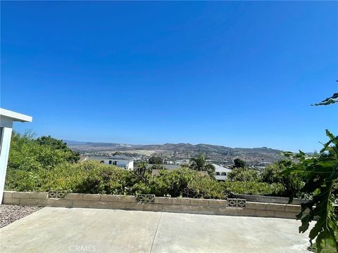 33132 Mesa Vista Dana Point CA 92629