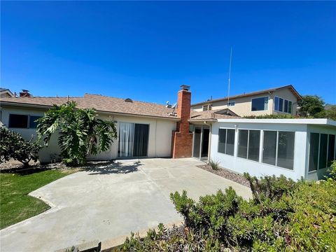 Tiny photo for 33132 Mesa Vista Dr, Dana Point, CA 92629 (MLS # OC25232686)