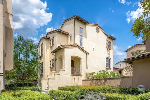 Photo of 329 Tall Oak, Irvine, CA 92603 (MLS # OC26133096)