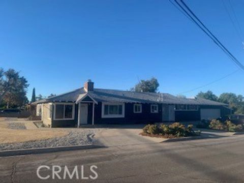 Photo of 33685 Washington Dr, Yucaipa, CA 92399 (MLS # IG26007733)