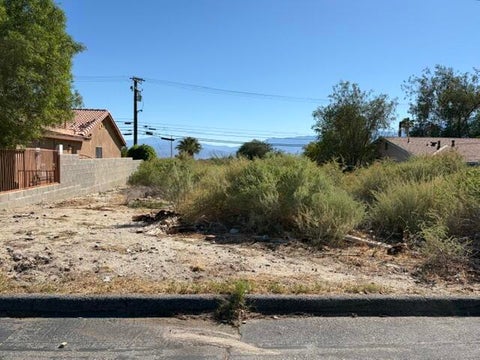 Photo of 0 Granada Avenue, Desert Hot Springs, CA 92240 (MLS # 219154506DA)