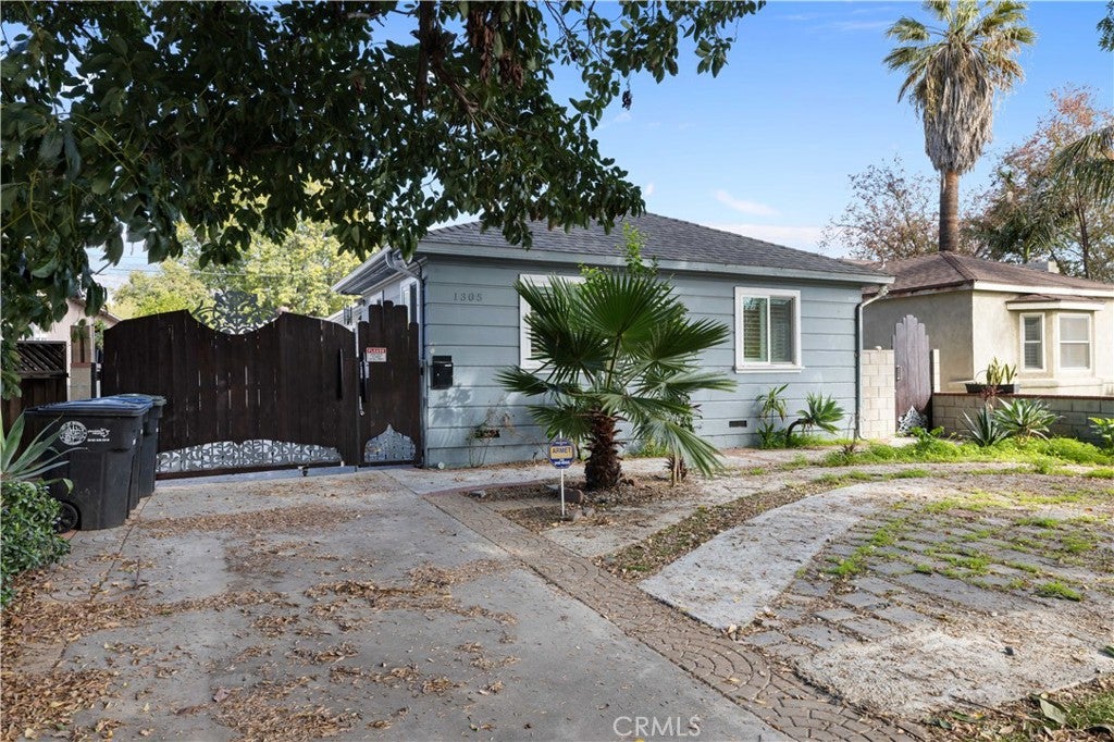 1305 Aristo St